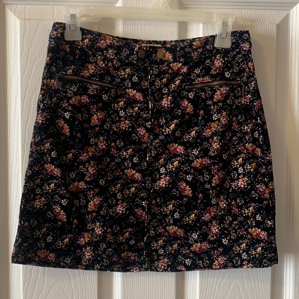 Mossimo Skirt